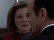extant_StarTrek_VOY_6x11-FairHaven_03069.jpg