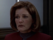 extant_StarTrek_VOY_6x11-FairHaven_03070.jpg