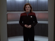 extant_StarTrek_VOY_6x11-FairHaven_03077.jpg