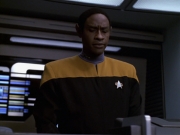 extant_StarTrek_VOY_6x11-FairHaven_03099.jpg