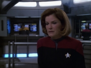 extant_StarTrek_VOY_6x11-FairHaven_03106.jpg