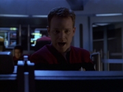 extant_StarTrek_VOY_6x11-FairHaven_03134.jpg