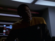 extant_StarTrek_VOY_6x11-FairHaven_03153.jpg