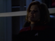 extant_StarTrek_VOY_6x11-FairHaven_03159.jpg
