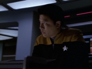 extant_StarTrek_VOY_6x11-FairHaven_03170.jpg