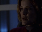 extant_StarTrek_VOY_6x11-FairHaven_03176.jpg