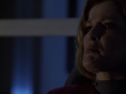 extant_StarTrek_VOY_6x11-FairHaven_03220.jpg