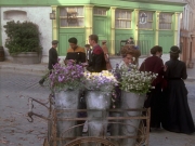 extant_StarTrek_VOY_6x11-FairHaven_03283.jpg