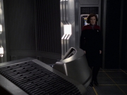 extant_StarTrek_VOY_6x11-FairHaven_03391.jpg