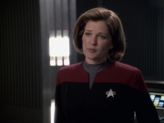 extant_StarTrek_VOY_6x11-FairHaven_03491.jpg