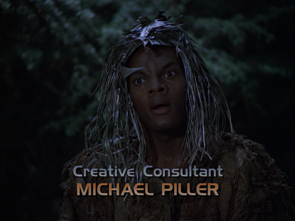 extant_StarTrek_VOY_6x12-BlinkOfAnEye_00339.jpg