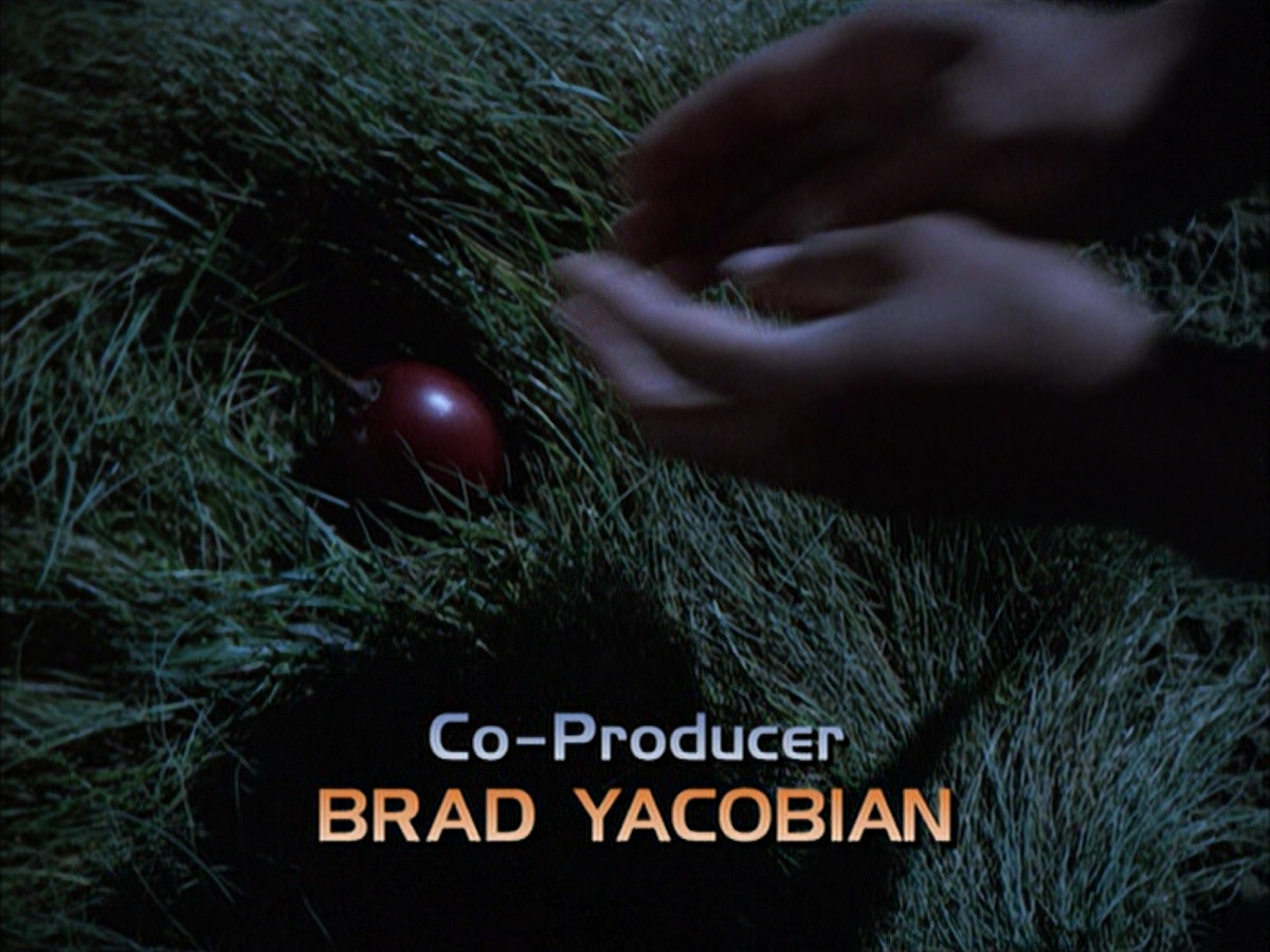 extant_StarTrek_VOY_6x12-BlinkOfAnEye_00354.jpg