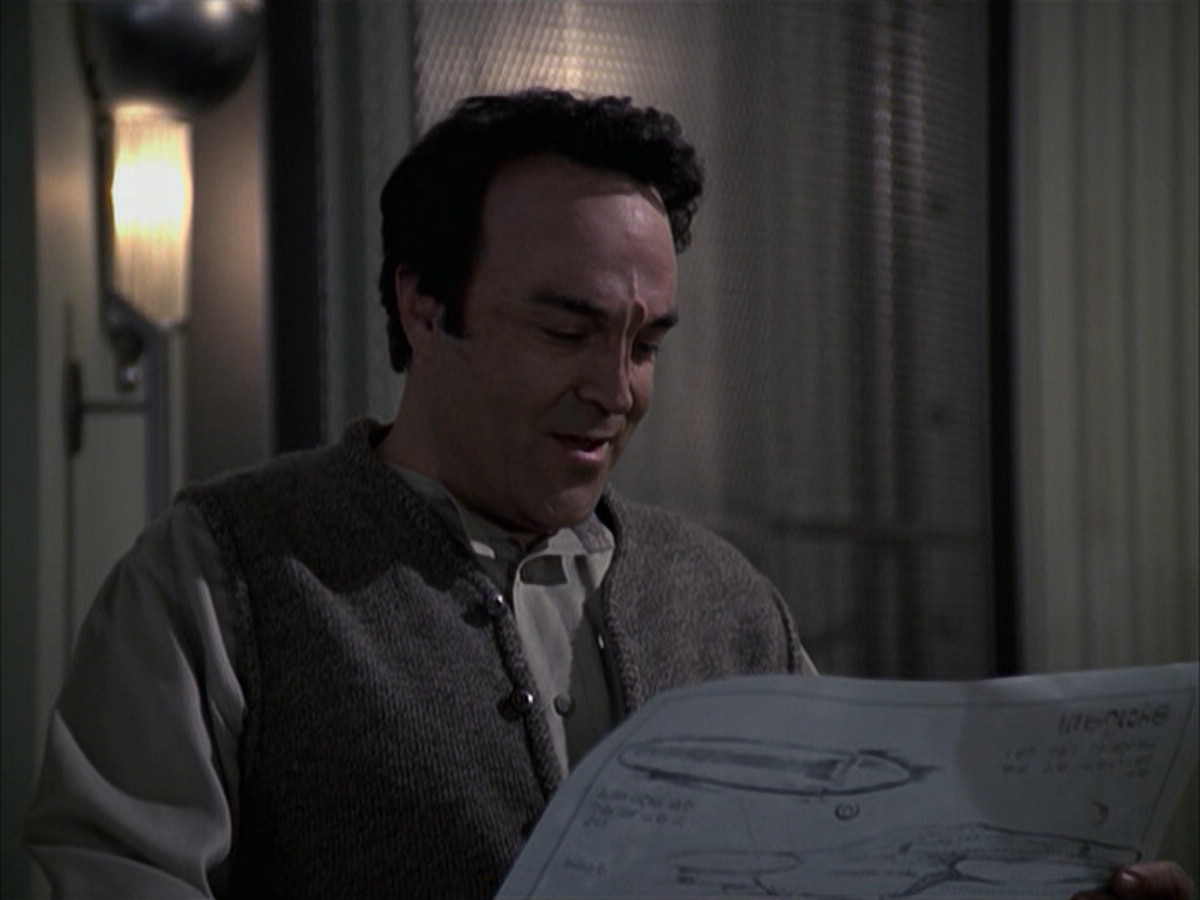 extant_StarTrek_VOY_6x12-BlinkOfAnEye_01259.jpg
