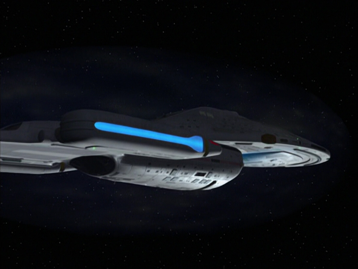 extant_StarTrek_VOY_6x12-BlinkOfAnEye_02234.jpg