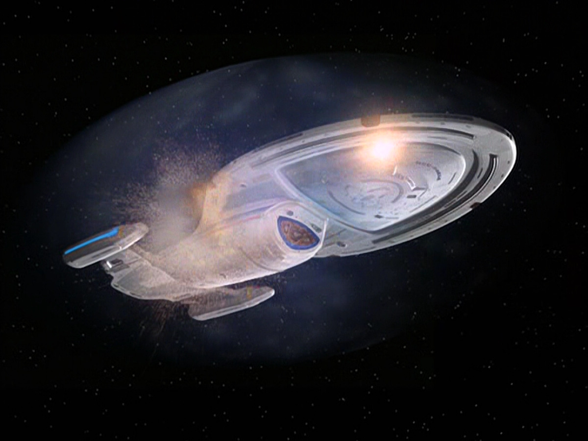 extant_StarTrek_VOY_6x12-BlinkOfAnEye_03180.jpg