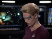 extant_StarTrek_VOY_6x12-BlinkOfAnEye_00534.jpg