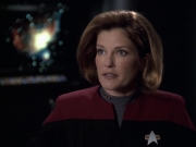 extant_StarTrek_VOY_6x12-BlinkOfAnEye_00564.jpg