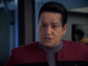 extant_StarTrek_VOY_6x12-BlinkOfAnEye_00621.jpg
