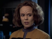 extant_StarTrek_VOY_6x12-BlinkOfAnEye_00648.jpg