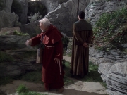 extant_StarTrek_VOY_6x12-BlinkOfAnEye_00729.jpg