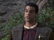 extant_StarTrek_VOY_6x12-BlinkOfAnEye_00758.jpg