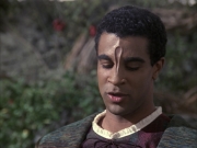 extant_StarTrek_VOY_6x12-BlinkOfAnEye_00797.jpg