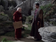 extant_StarTrek_VOY_6x12-BlinkOfAnEye_00804.jpg