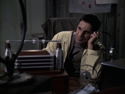 extant_StarTrek_VOY_6x12-BlinkOfAnEye_01250.jpg