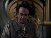 extant_StarTrek_VOY_6x12-BlinkOfAnEye_01410.jpg