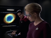extant_StarTrek_VOY_6x12-BlinkOfAnEye_01426.jpg