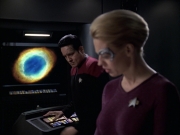 extant_StarTrek_VOY_6x12-BlinkOfAnEye_01429.jpg