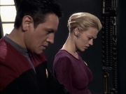 extant_StarTrek_VOY_6x12-BlinkOfAnEye_01446.jpg