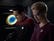 extant_StarTrek_VOY_6x12-BlinkOfAnEye_01448.jpg