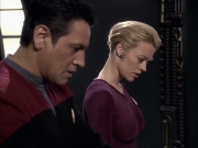 extant_StarTrek_VOY_6x12-BlinkOfAnEye_01460.jpg