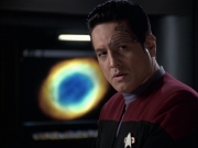 extant_StarTrek_VOY_6x12-BlinkOfAnEye_01494.jpg