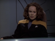 extant_StarTrek_VOY_6x12-BlinkOfAnEye_01575.jpg