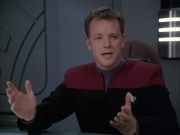 extant_StarTrek_VOY_6x12-BlinkOfAnEye_01581.jpg