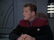 extant_StarTrek_VOY_6x12-BlinkOfAnEye_01585.jpg