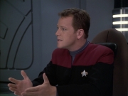 extant_StarTrek_VOY_6x12-BlinkOfAnEye_01604.jpg