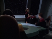 extant_StarTrek_VOY_6x12-BlinkOfAnEye_01612.jpg