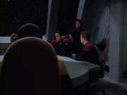 extant_StarTrek_VOY_6x12-BlinkOfAnEye_01614.jpg