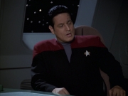 extant_StarTrek_VOY_6x12-BlinkOfAnEye_01629.jpg