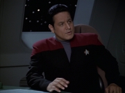extant_StarTrek_VOY_6x12-BlinkOfAnEye_01630.jpg