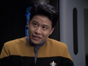 extant_StarTrek_VOY_6x12-BlinkOfAnEye_01705.jpg