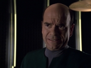 extant_StarTrek_VOY_6x12-BlinkOfAnEye_01742.jpg