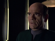 extant_StarTrek_VOY_6x12-BlinkOfAnEye_01773.jpg