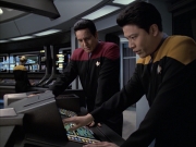 extant_StarTrek_VOY_6x12-BlinkOfAnEye_01842.jpg