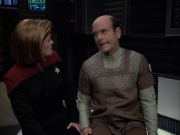 extant_StarTrek_VOY_6x12-BlinkOfAnEye_01973.jpg