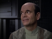 extant_StarTrek_VOY_6x12-BlinkOfAnEye_02022.jpg