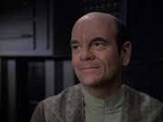 extant_StarTrek_VOY_6x12-BlinkOfAnEye_02035.jpg